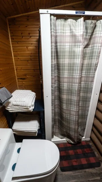 Camp Lake St. Joseph: Cozy Renovated Accommodations in Northwest Ontario