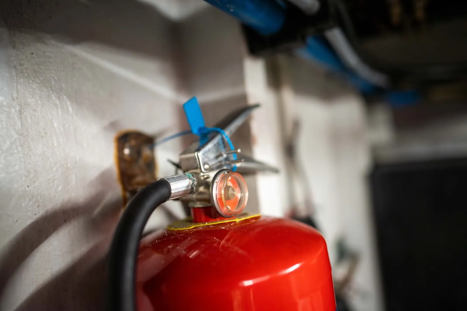 Fire Extinguisher – 10 Best Boating Accessories for New Boaters & Anglers